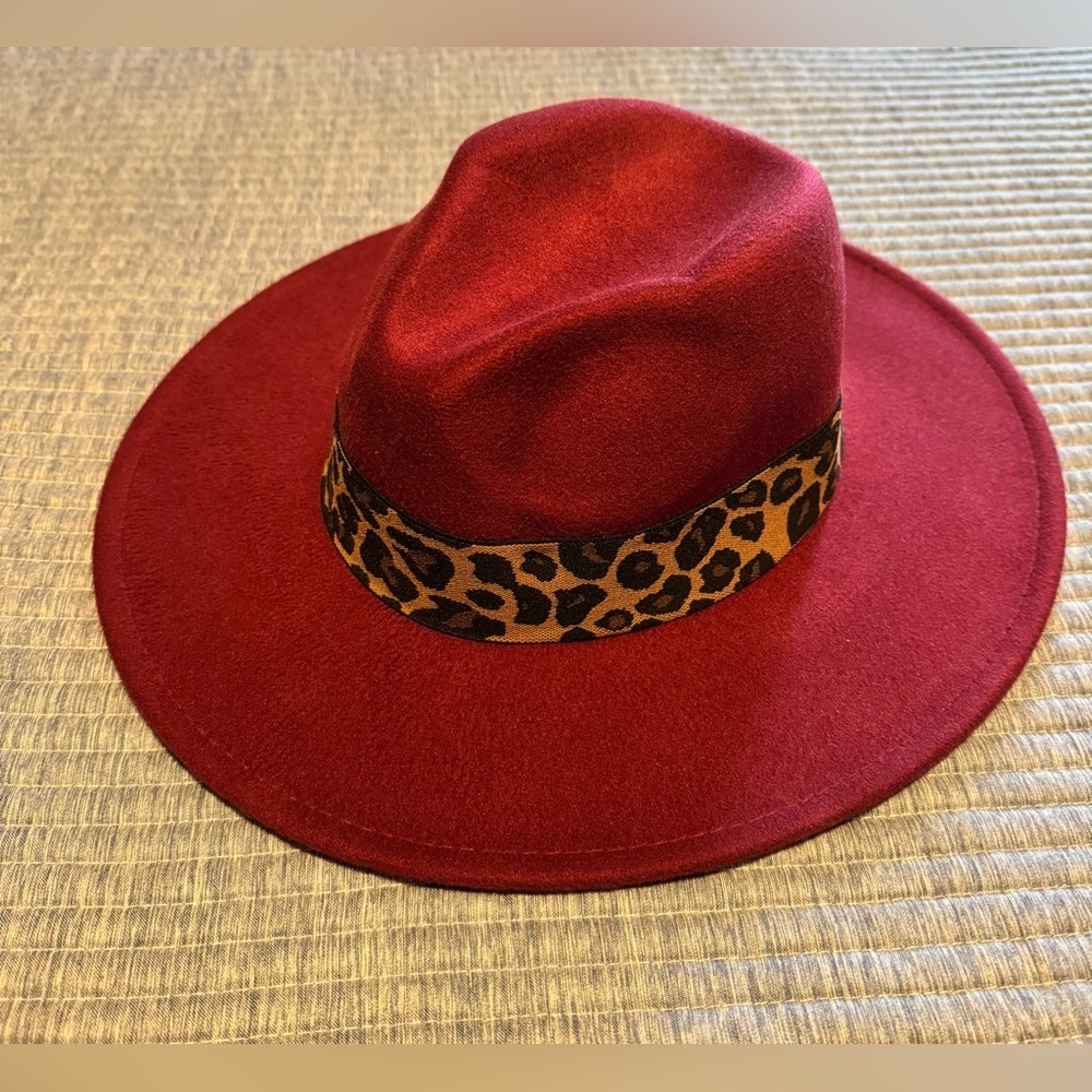 Cog New York Chic Burgundy Fedora with Leopard Accent